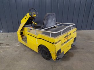 Tow tractor Charlatte TE206 - 3