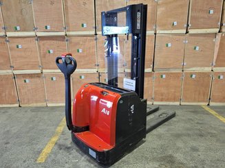 Pedestrian pallet stacker Hangcha CDD16-AC1-L - 7