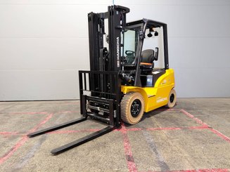 Four wheel front forklift Hangcha XE25i ( CPD25-XEY2HA-SI )
