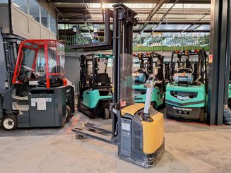 Pedestrian pallet stacker Mitsubishi SBP16N2I - 9