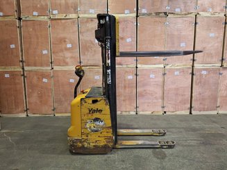 Pallet stacker Yale MS14 - 7