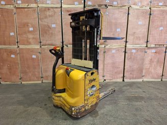 Pallet stacker Yale MS14 - 8