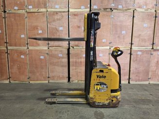 Pallet stacker Yale MS14 - 10
