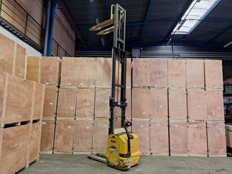 Pallet stacker Yale MS14 - 14