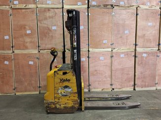 Pallet stacker Yale MS14 - 5