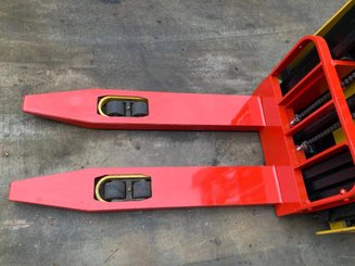 Pallet stacker Yale MS12X - 5