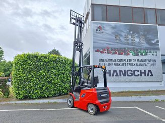 Four wheel front forklift Hangcha AE20C