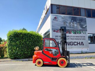 Four wheel front forklift Hangcha XF35G-2 - 5