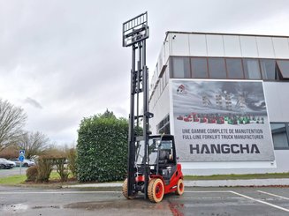 Four wheel front forklift Hangcha XF35G-2 - 6