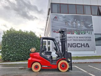Four wheel front forklift Hangcha XF35G-2 - 5