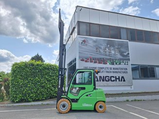 Four wheel front forklift Hangcha XC50i-600 - 8