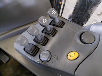 Reach truck Crown ESR5240-1.4 - 3