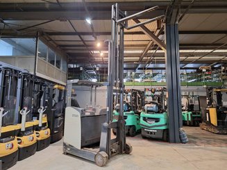 Reach truck Crown ESR5240-1.4 - 12