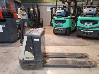 Pedestrian pallet truck Crown WP3015-1.6 - 2