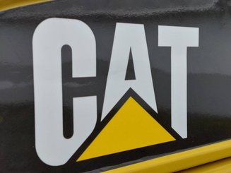 Four wheel front forklift Caterpillar GP25N