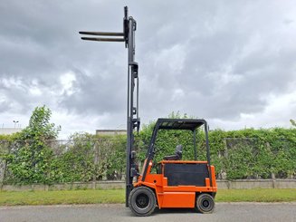 Four wheel front forklift Carer R45N5 - 6