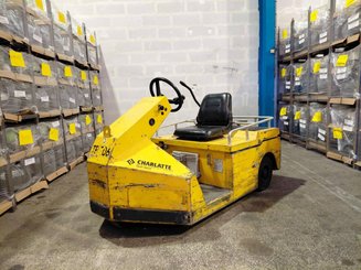 Tow tractor Charlatte TE206 - 1