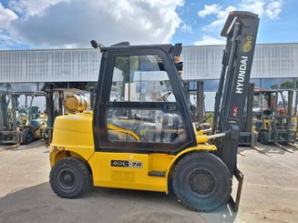 Four wheel front forklift Hyundai 40L-7A - 2