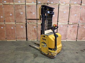 Pallet stacker Yale MS14 - 9