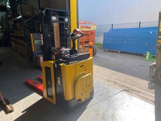 Pallet stacker Yale MS12X - 7