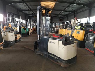 Counterweight stacker Crown SHC5540 - 4