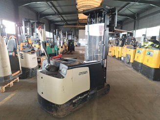Counterweight stacker Crown SHC5540 - 8