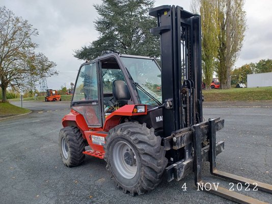 All-terrain forklift Manitou M50-4 - 1