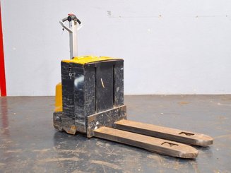 Pedestrian pallet truck Caterpillar NPP20N2E