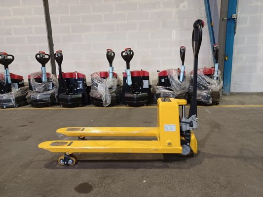 Electric pallet truck Microlift P15 SE - 1