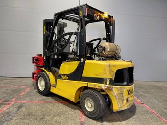Four wheel front forklift Yale GLP35VX - 2