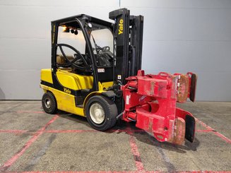 Four wheel front forklift Yale GLP35VX - 1