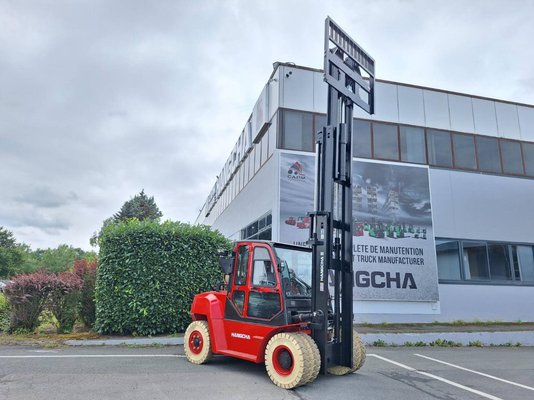 Four wheel front forklift Hangcha XF70G (CPYD70 -XH20) - 1