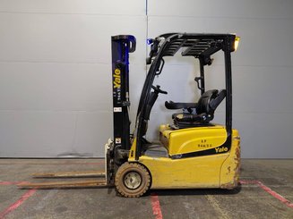 Three wheel front forklift Yale ERP16VT SWB - 4