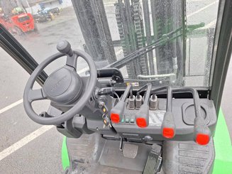 Four wheel front forklift Hangcha AE30-I - 13