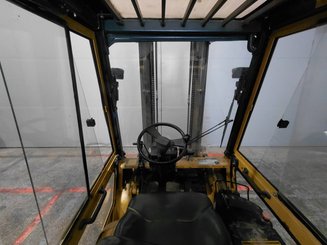 Four wheel front forklift Caterpillar GP25 - 7