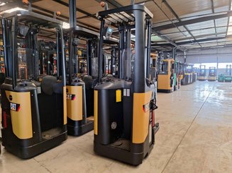 Stand-on pallet stacker Caterpillar NSR16N - 1