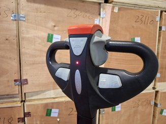 Pedestrian pallet stacker Hangcha CDD16-AC1-L - 12