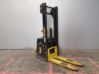 Pallet stacker Yale MS16 - 2