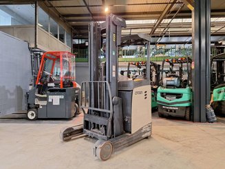 Reach truck Crown ESR5260-1.4 - 1