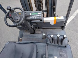 Four wheel front forklift STILL R60-25