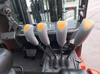 Three wheel front forklift Hangcha A3W18 - 13
