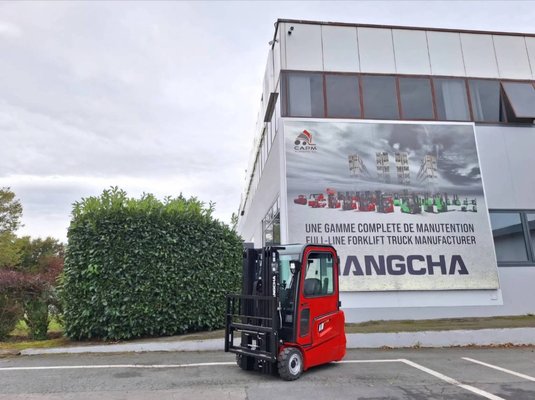 Three wheel front forklift Hangcha A3W18 - 1