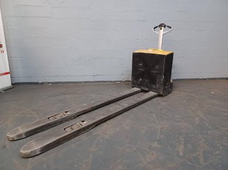 Pedestrian pallet truck Caterpillar NPP20N2
