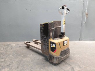 Pedestrian pallet truck Caterpillar NPP20N2