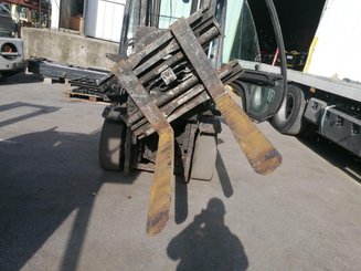 Pallet Fork Clamps Cascade 28G-CFR