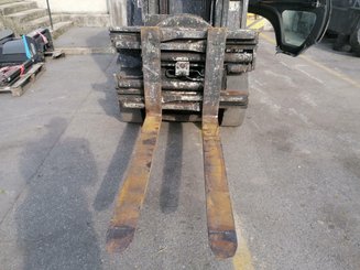 Pallet Fork Clamps Cascade 28G-CFR