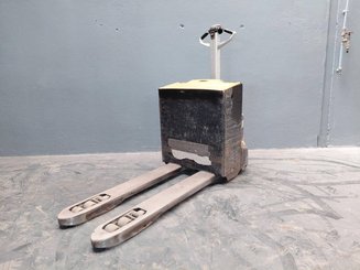 Pedestrian pallet truck Caterpillar NPP20N2