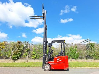 Three wheel front forklift Hangcha A3W15
