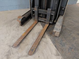 Reach truck Crown ESR5240-1.4