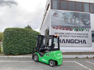 Four wheel front forklift Hangcha XC25i